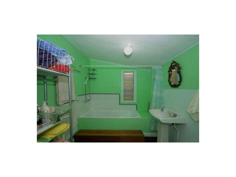 219 Cheapside Street, Maryborough QLD 4650