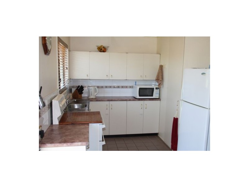 37 Holme Street, Granville QLD 4650