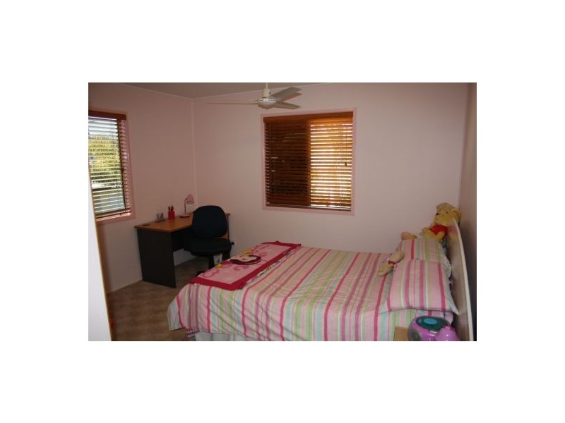 37 Holme Street, Granville QLD 4650