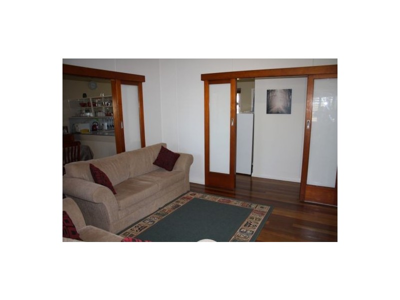 24 Boys Avenue, Maryborough QLD 4650