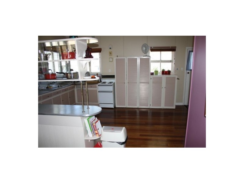 24 Boys Avenue, Maryborough QLD 4650