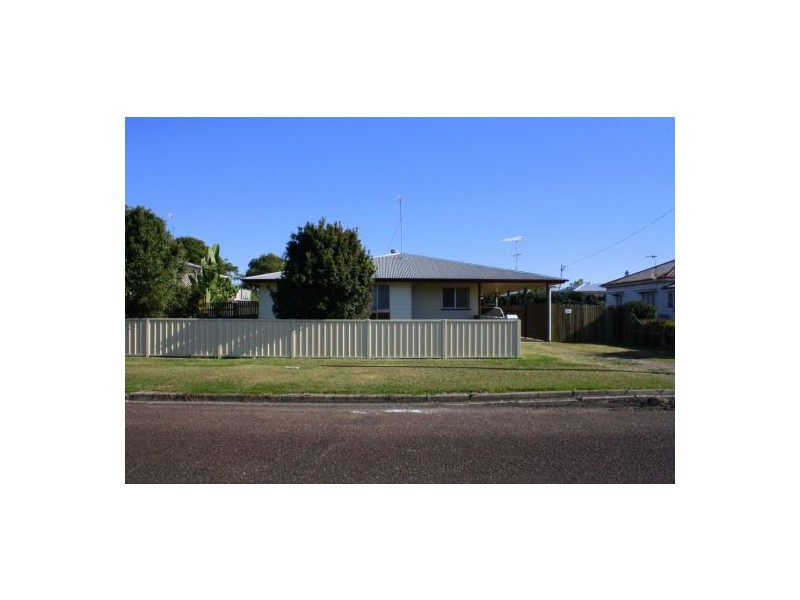 16 Gallipoli Street, Maryborough QLD 4650