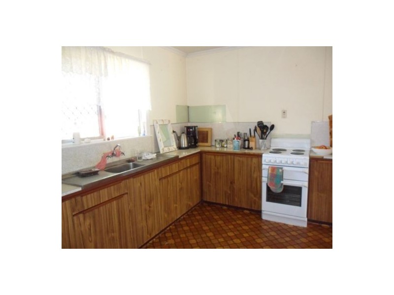 6 George Street, Maryborough QLD 4650