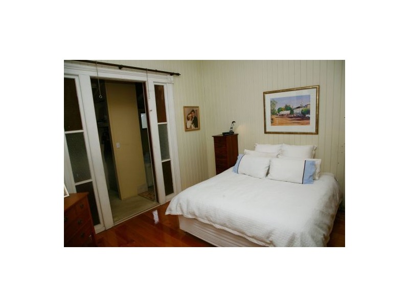 156 North Street, Maryborough QLD 4650