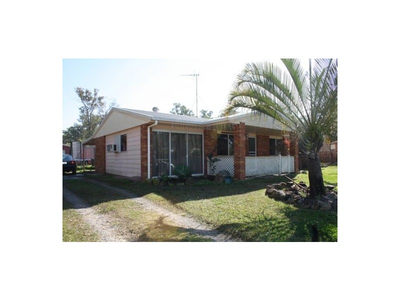 4 Ruby Street, Aldershot QLD 4650