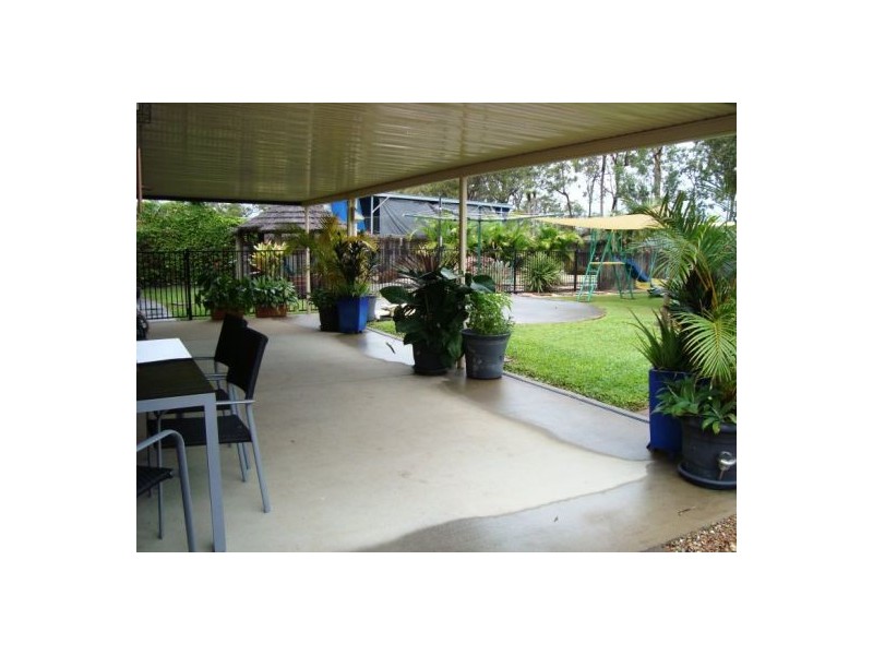 86 Woocoo Drive, Oakhurst QLD 4650