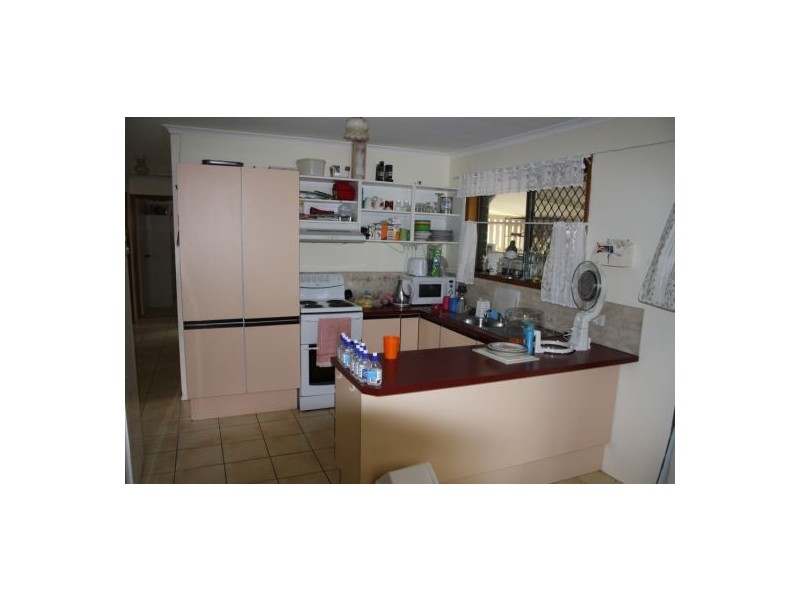 8 Ruby Street, Aldershot QLD 4650