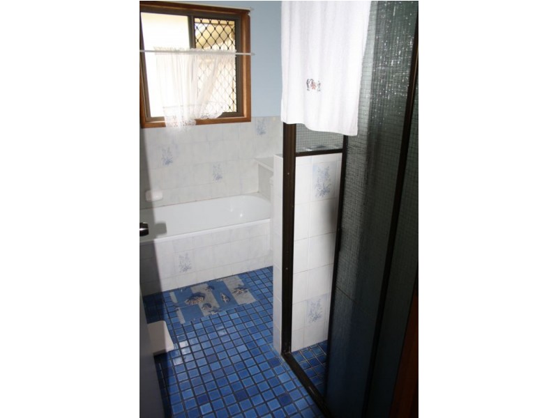 8 Ruby Street, Aldershot QLD 4650