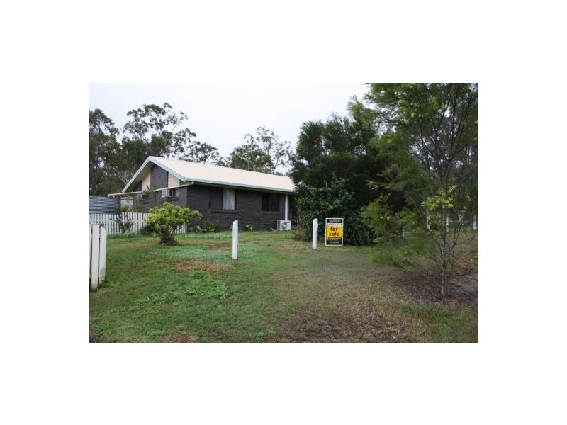8 Ruby Street, Aldershot QLD 4650