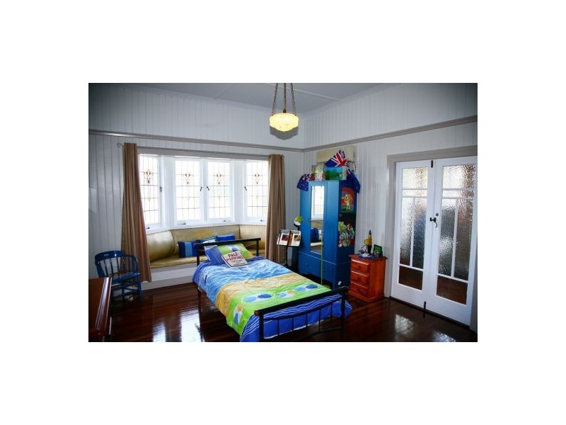 212 John Street, Maryborough QLD 4650