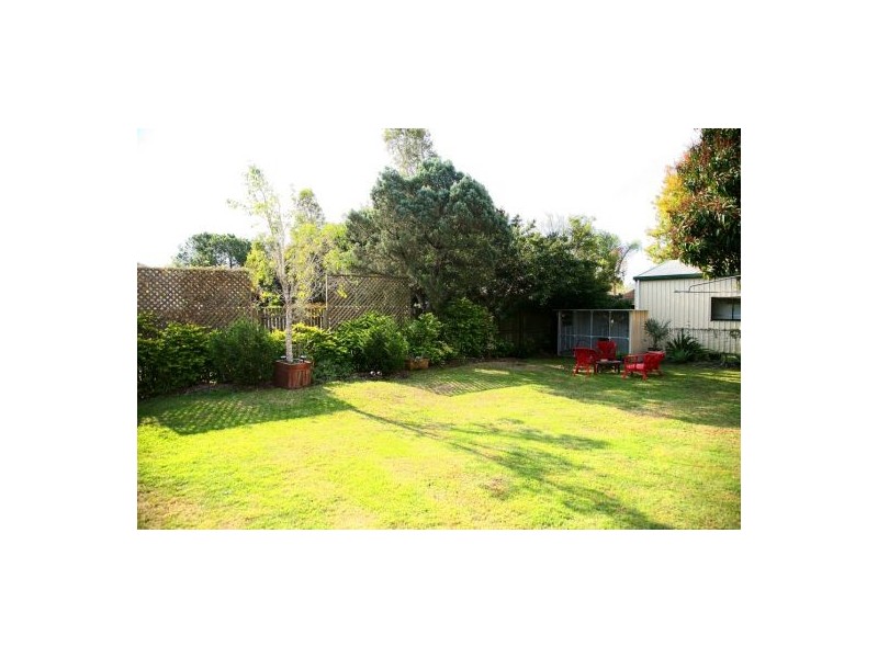 212 John Street, Maryborough QLD 4650