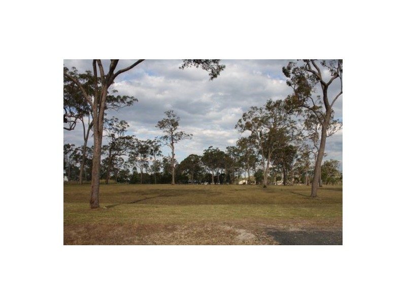 18 Niclintel Place, Oakhurst QLD 4650