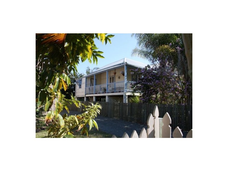 8 Nuneaton Street, Maryborough QLD 4650
