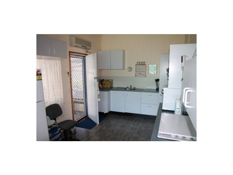 7 Ward Street, Maryborough QLD 4650