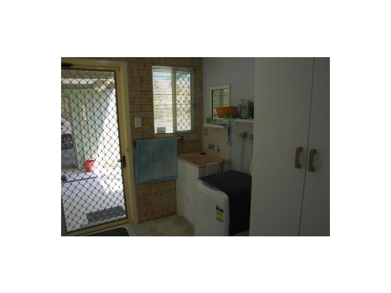 17 Amanda Avenue, Oakhurst QLD 4650