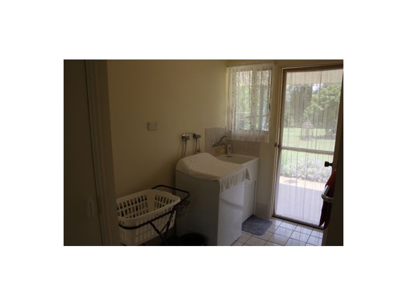 115 Five Mile Road West, Glenorchy QLD 4650