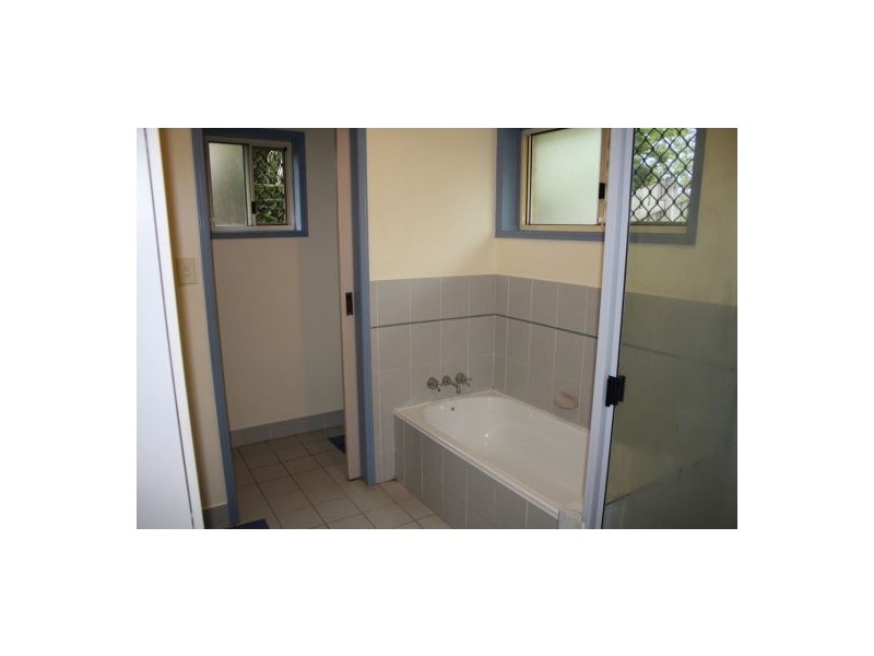 5 Nathan Street, Tinana QLD 4650