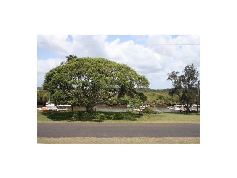 59 Eckert Road, Boonooroo QLD 4650