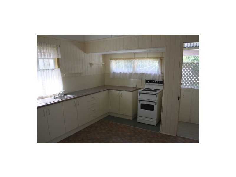 21 Waterston Street, Maryborough QLD 4650
