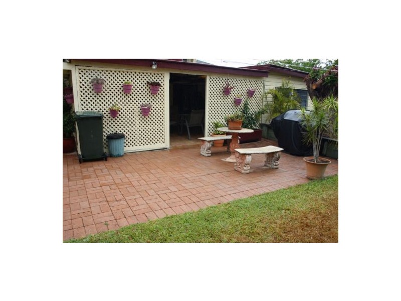 11 Arbury Street, Maryborough QLD 4650