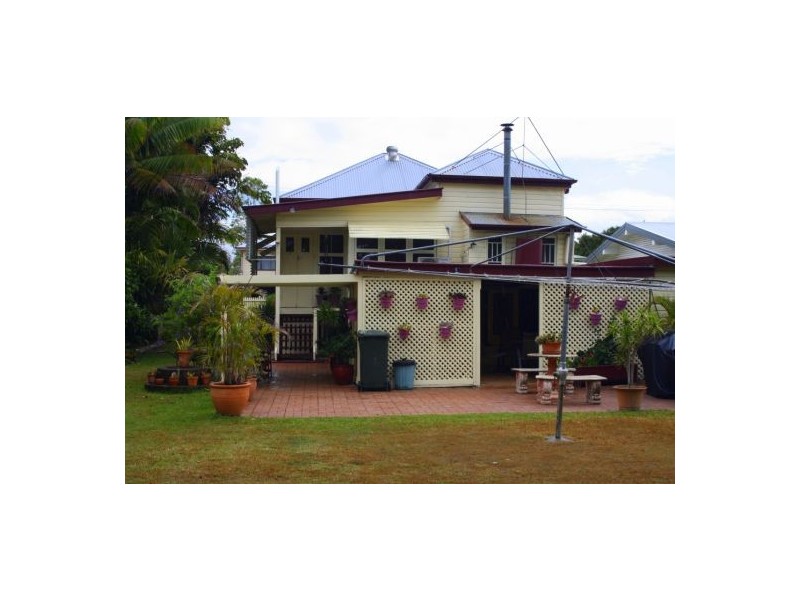 11 Arbury Street, Maryborough QLD 4650