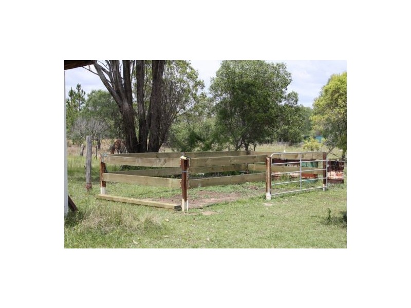 98 Dunford Road East, Grahams Creek QLD 4650