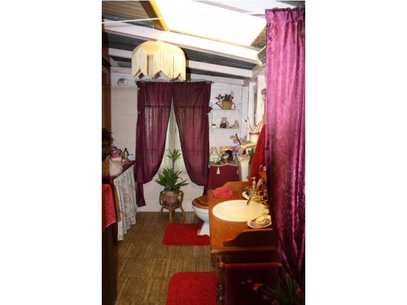 61 Woodstock Street, Maryborough QLD 4650