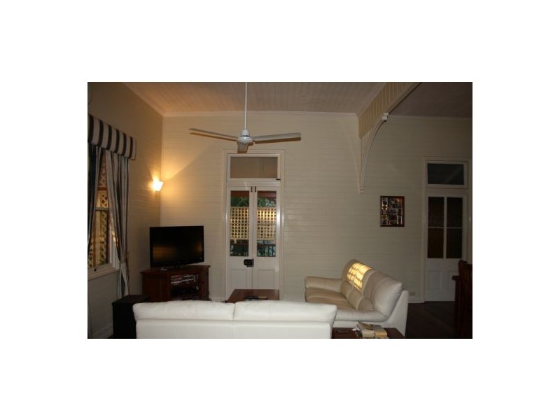 285 Lennox Street, Maryborough QLD 4650