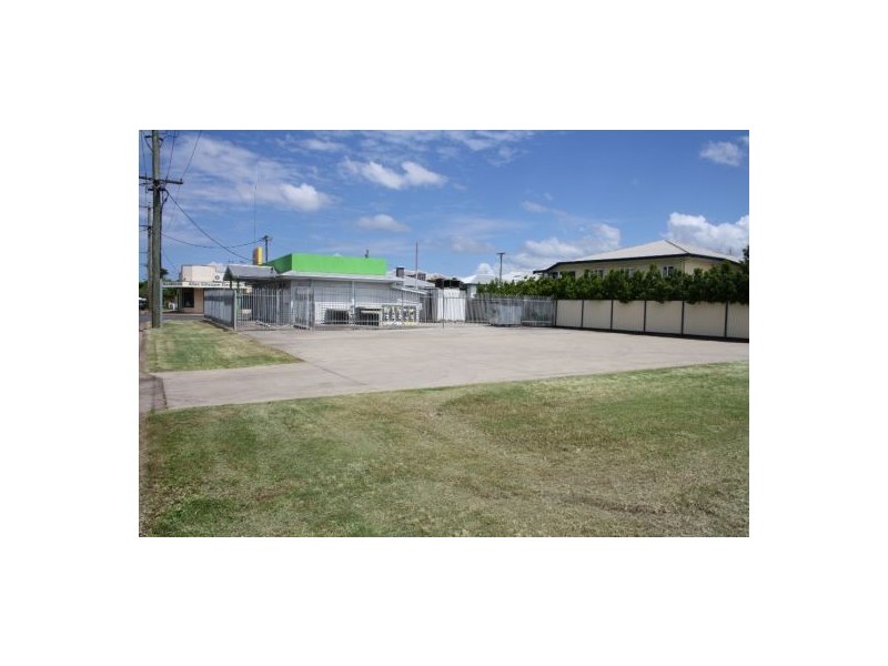 202 John Street, Maryborough QLD 4650