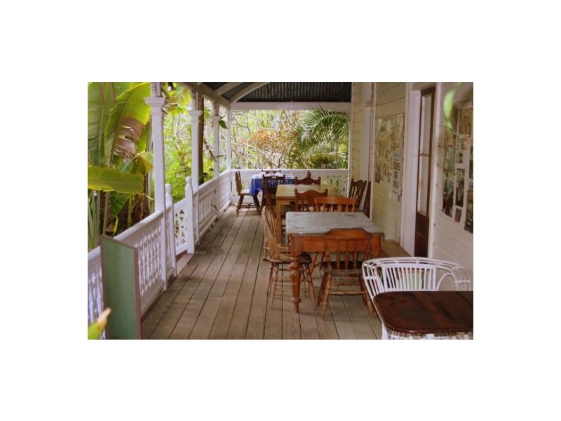 23 William Street, Howard QLD 4659