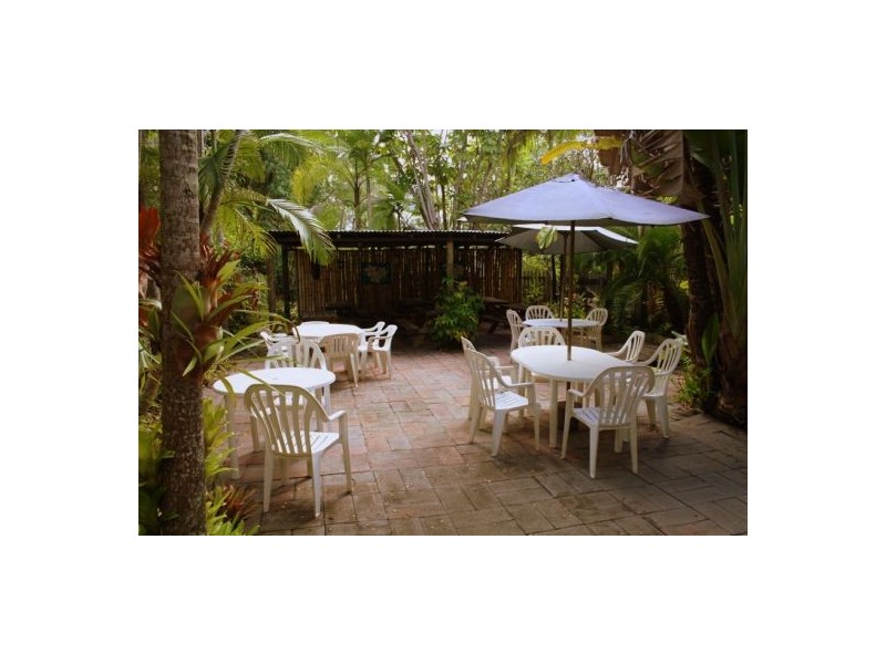 23 William Street, Howard QLD 4659