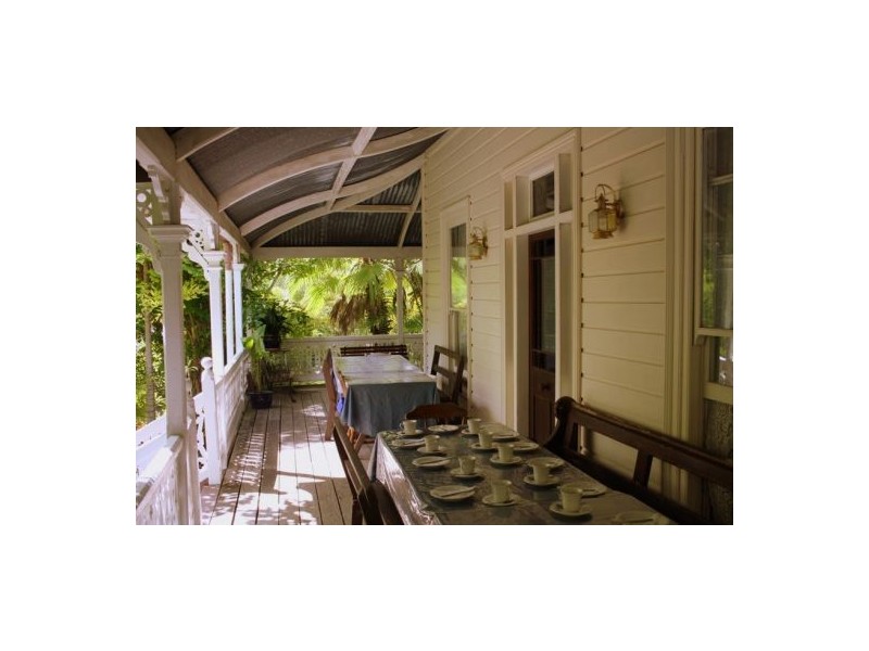 23 William Street, Howard QLD 4659