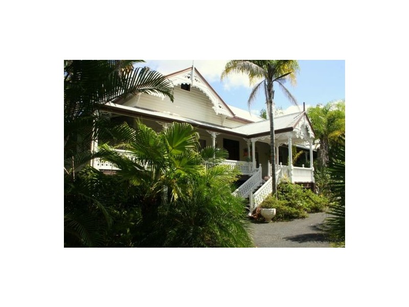 23 William Street, Howard QLD 4659