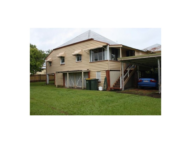 99 North Street, Maryborough QLD 4650