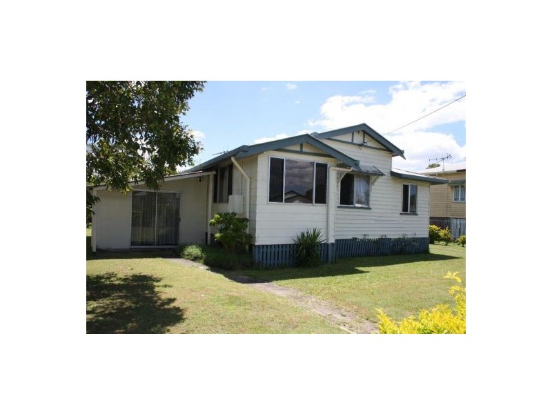 8 May Street, Granville QLD 4650