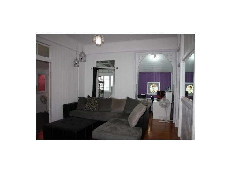 138 Pallas Street (old), Maryborough QLD 4650