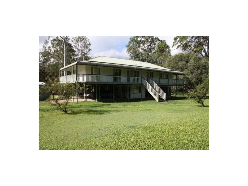 221 Petersen Road, Owanyilla QLD 4650