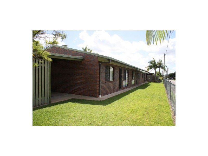 2/239 Albert Street, Maryborough QLD 4650