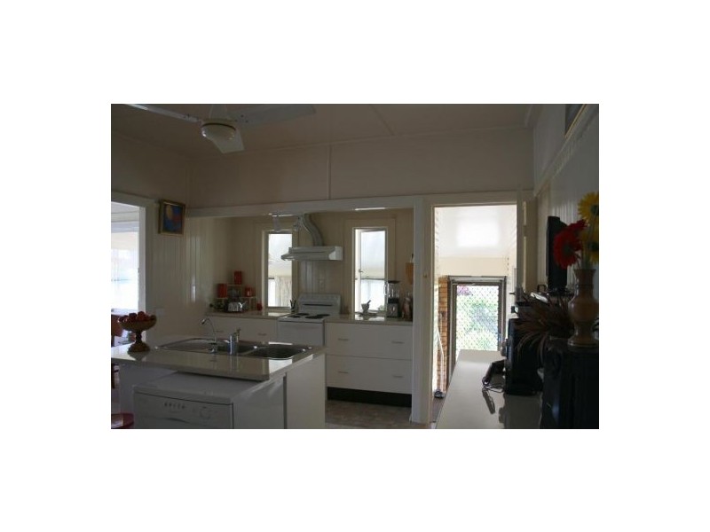 19 Reed Avenue, Maryborough QLD 4650