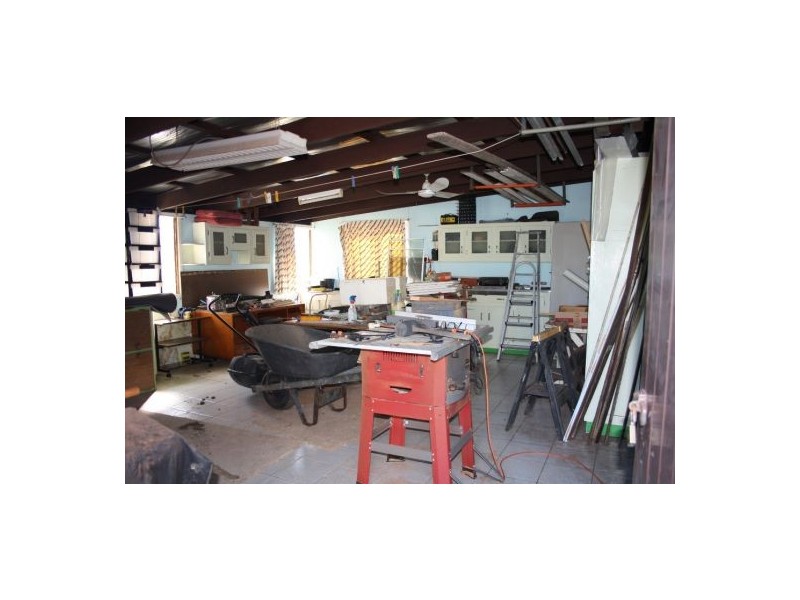 19 Reed Avenue, Maryborough QLD 4650