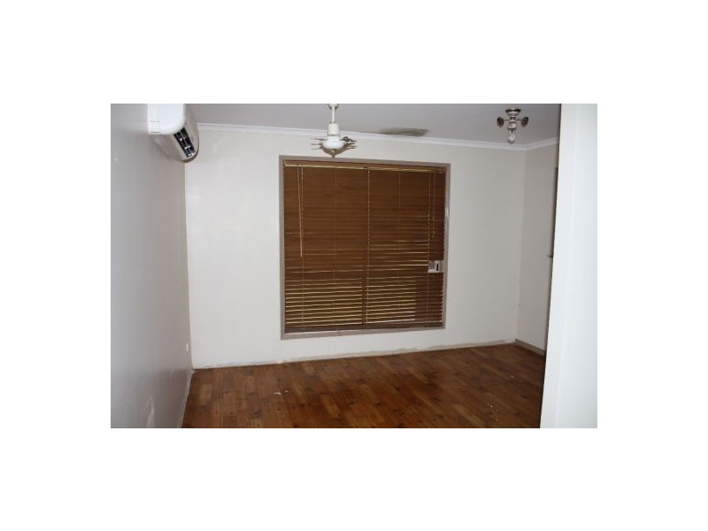 45 Woocoo Drive, Oakhurst QLD 4650