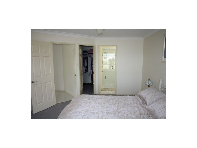 7 Wills Court, Oakhurst QLD 4650
