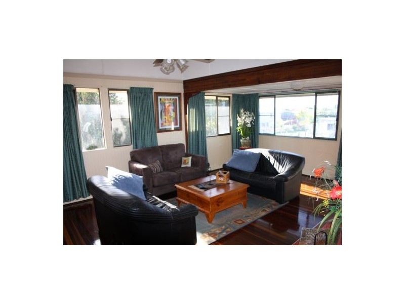 218 Cheapside Street, Maryborough QLD 4650