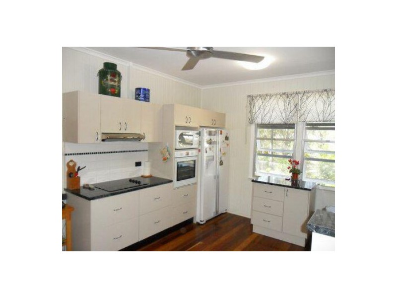 24 Gladstone Street, Maryborough QLD 4650