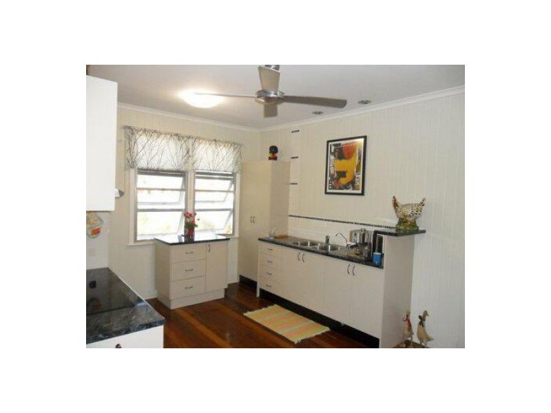 24 Gladstone Street, Maryborough QLD 4650