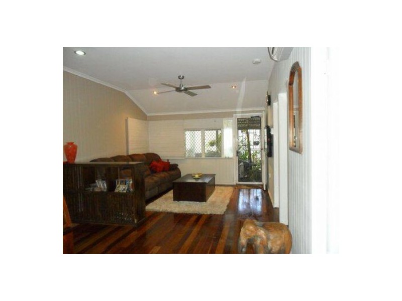 24 Gladstone Street, Maryborough QLD 4650