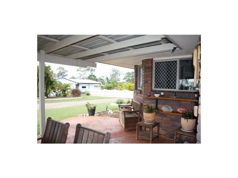 188 Woocoo Drive, Oakhurst QLD 4650