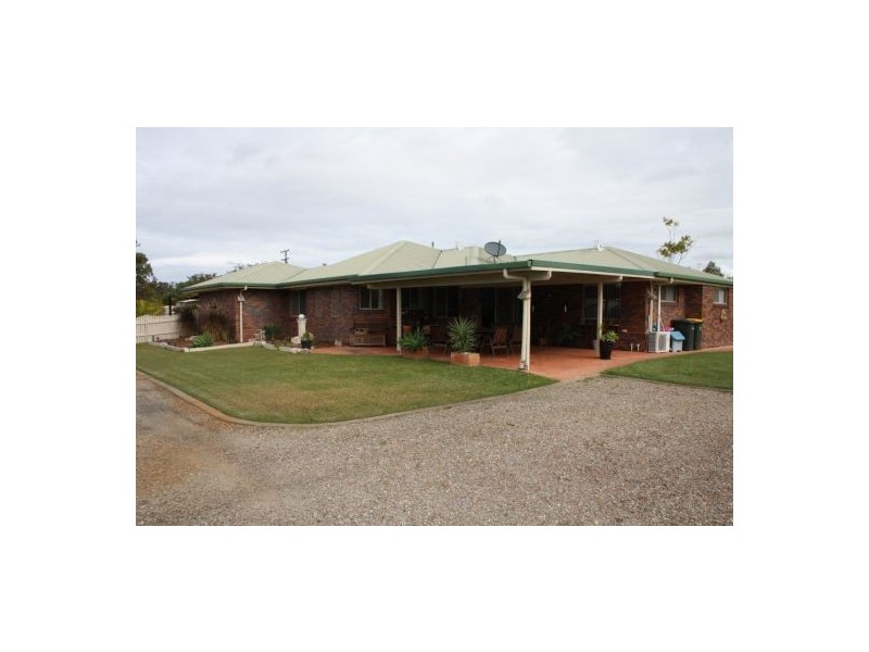 188 Woocoo Drive, Oakhurst QLD 4650