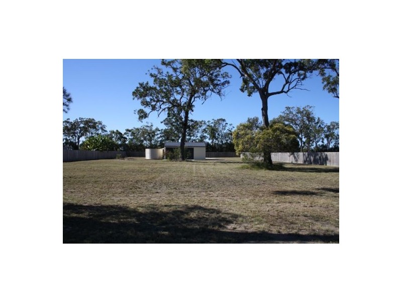 128 Woocoo Drive, Oakhurst QLD 4650
