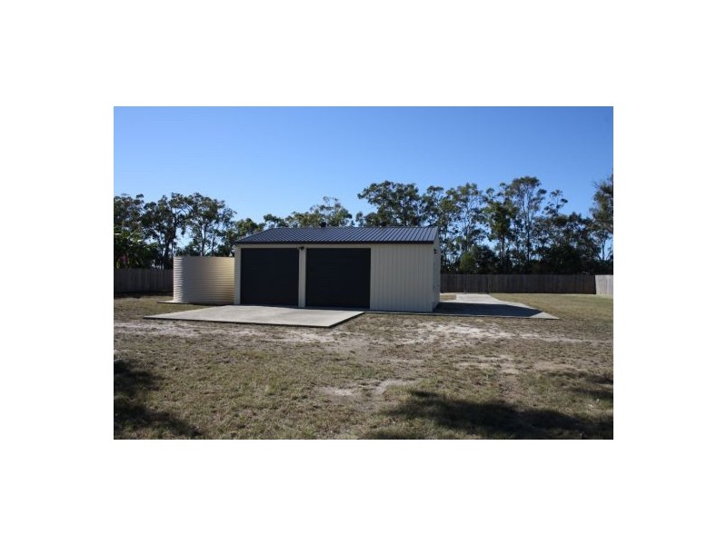 128 Woocoo Drive, Oakhurst QLD 4650